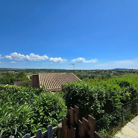 Gasthof O Balcon De Thau : Un Veritable Havre De Paix, Maison Avec Vue Degagee, 2 Et Jardin. Mèze