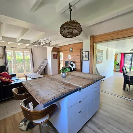 Guest house O Balcon De Thau : Un Veritable Havre De Paix, Maison Avec Vue Degagee, 2 Et Jardin. 4*