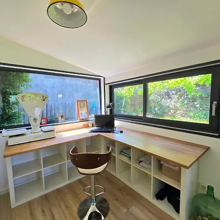 Penzion O Balcon De Thau : Un Veritable Havre De Paix, Maison Avec Vue Degagee, 2 Et Jardin.