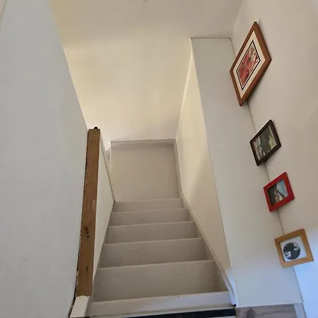 O Balcon De Thau : Un Veritable Havre De Paix, Maison Avec Vue Degagee, 2 Et Jardin. Penzion