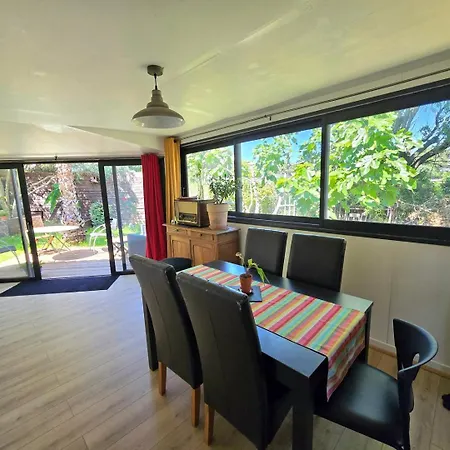 Guest house O Balcon De Thau : Un Veritable Havre De Paix, Maison Avec Vue Degagee, 2 Et Jardin.